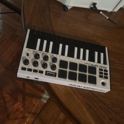 Akai Mpk Mini