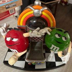 M&M Rock and Roll Jukebox