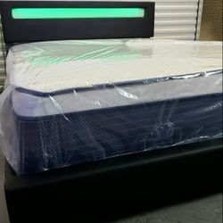 NEW QUEEN PILLOW TOP MATTRESS and BOX SPRING. Bed frame not included. 👍