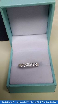 Women's Ring - Yellow Gold 14k (.585) 1.8 grams Size 7