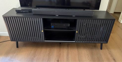 Black tv stand