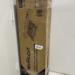 Reveal Cut - Lightly Used, Great Condition 