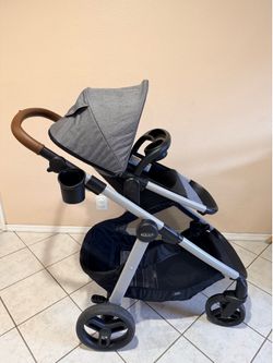Graco Nest2Grow stroller with bassinet attachment