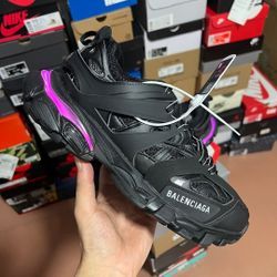 balenciaga track trainer LED   many colors available   