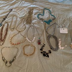 Necklaces Lot Of 20 GROUP# 5