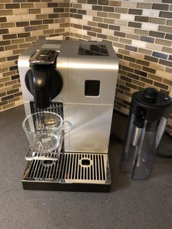 DeLonghi Nespresso/Latte machine