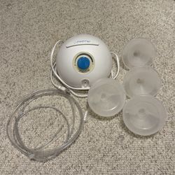 Freebie Freedom hands free breast pump