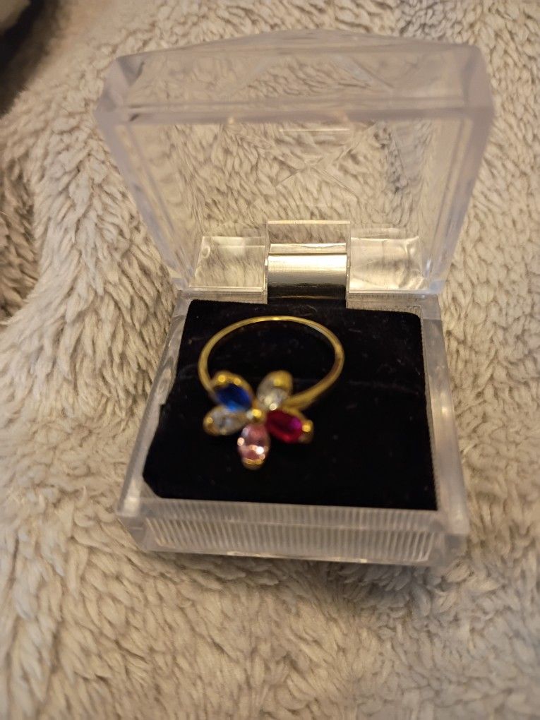 Anillo De 10k Nuevo Número 7