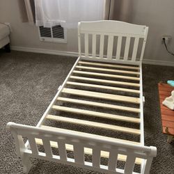 Toddler Bed 