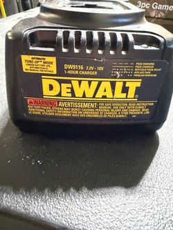 DeWalt DW9116 1-Hour Battery Charger