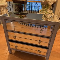 Mirror Dresser/Nightstand