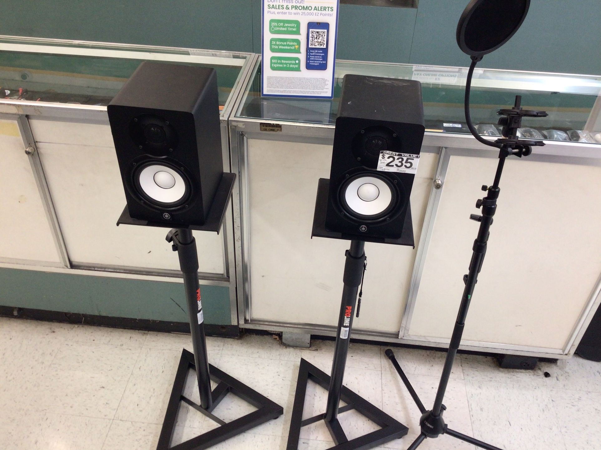 YAMAHA HS5 STUDIO MONITOR SET