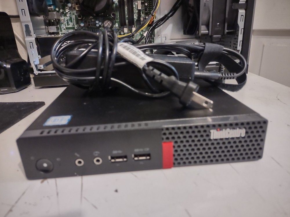 Lenovo Micro ThinkCentre M710q