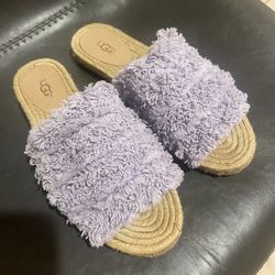 UGG Edith Slides