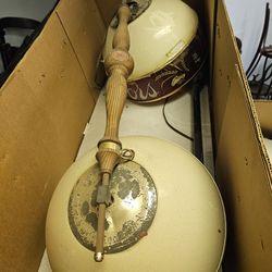 Vintage color pool table lamp