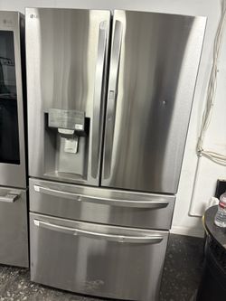 Lg 4 Door Fridge 