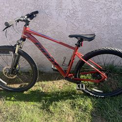 Giant Talon 27.5”