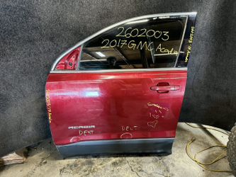 2017 GMC ACADIA Left Front  Door Assembly 