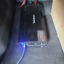 Subwoofer DS18 ZXI 12-inch And Amplifier Rockford Fosgate R500-1 