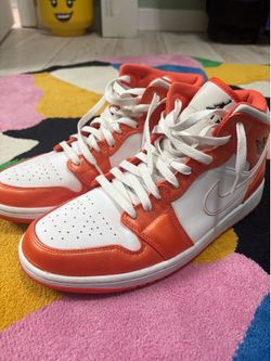 Nike Air Jordan 1 Mid Metallic Orange