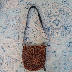 Madewell- Essential Mini Bucket Tote