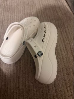 New Crocs Bae Clog White Women’s Size 4