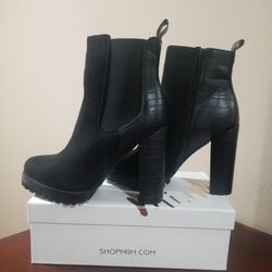 Brand new Ladies Boots black 