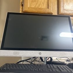 24 Inch Touchscreen Computer 