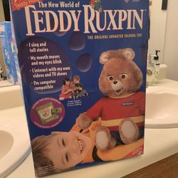 Teddy Ruxpin Animated Talkinghh Toy 1998 - Unopened - Comes With Book And Casette
