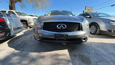 2017 INFINITI QX70