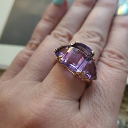 14k Gold Amethyst Ring.