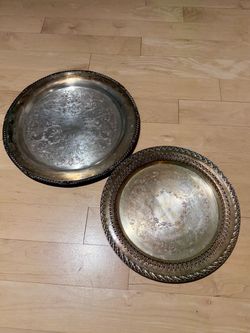Vintage Silverplate Trays 12” & 14” Set of 2. Wm. Rogers & Son Spring Flower