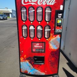 Vending / Snack Machine