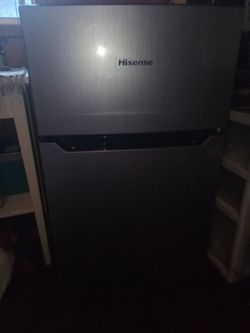 Hisense mini fridge and freezer