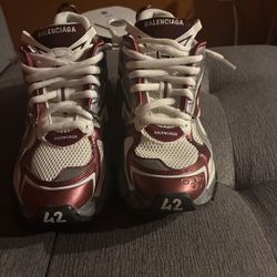 Balenciaga Runners Burgandy/Grey