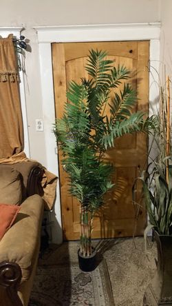 Large Artificial Palm Tree in Black Pot