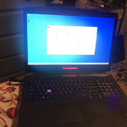 Alienware 17 i7