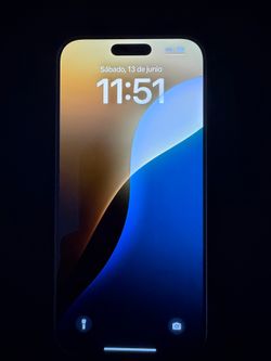 iPhone 16 Pro Max 256GB unlocked. Only the back is cracked. Read the description below!!!