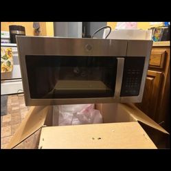 GE Stainless Steel Microwave 