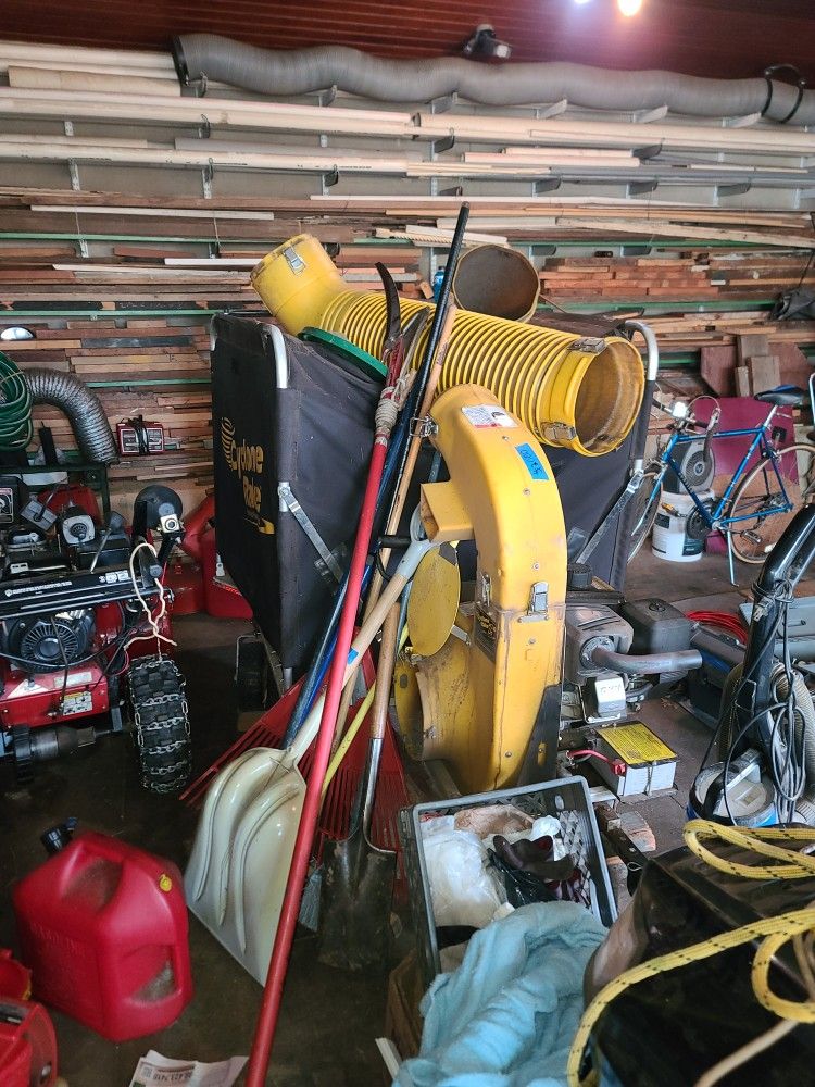 Cyclone Rake Leaf Vacuum For Sale