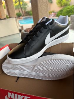 Nike Court Royale - Black / White - New