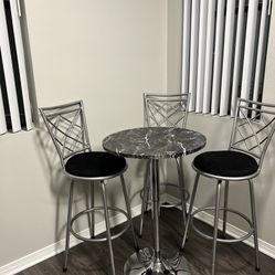 Adjustable Hightop Table & Barstools Set