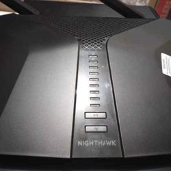 NETGEAR AX4200 Nighthawk Dual-Band Wi-Fi 6 Router - Black (RAX42-100NAS)