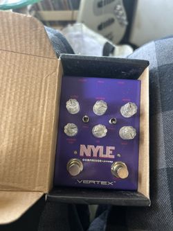 Vertex Compessor + preamp