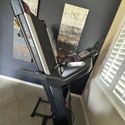 Sole F80 Treadmill 
