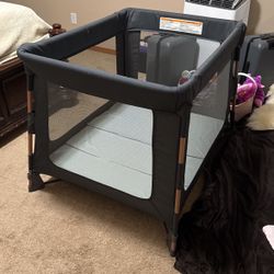 Maxi Cosi Portable Play Yard 3 In 1