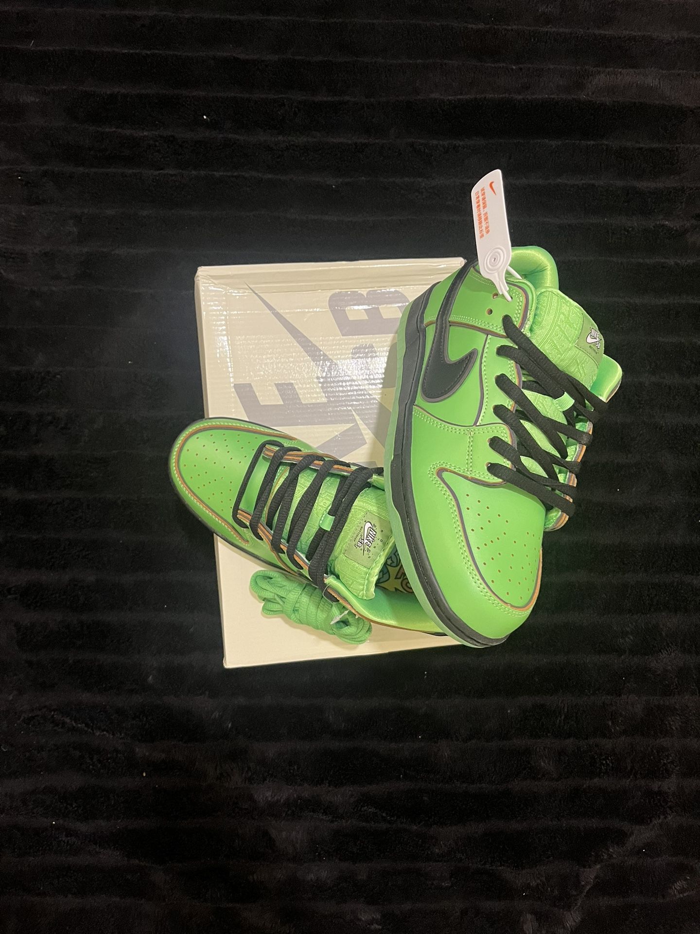 Nike SB Power Puff girls Size 9.5