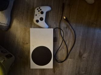512gb xbox series s +2tb storage expansion card and controller