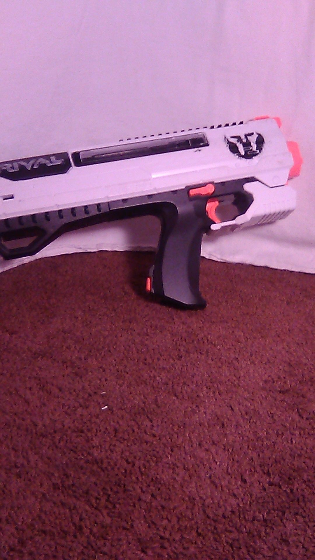 XVIII- 700 RIVAL NERF GUN