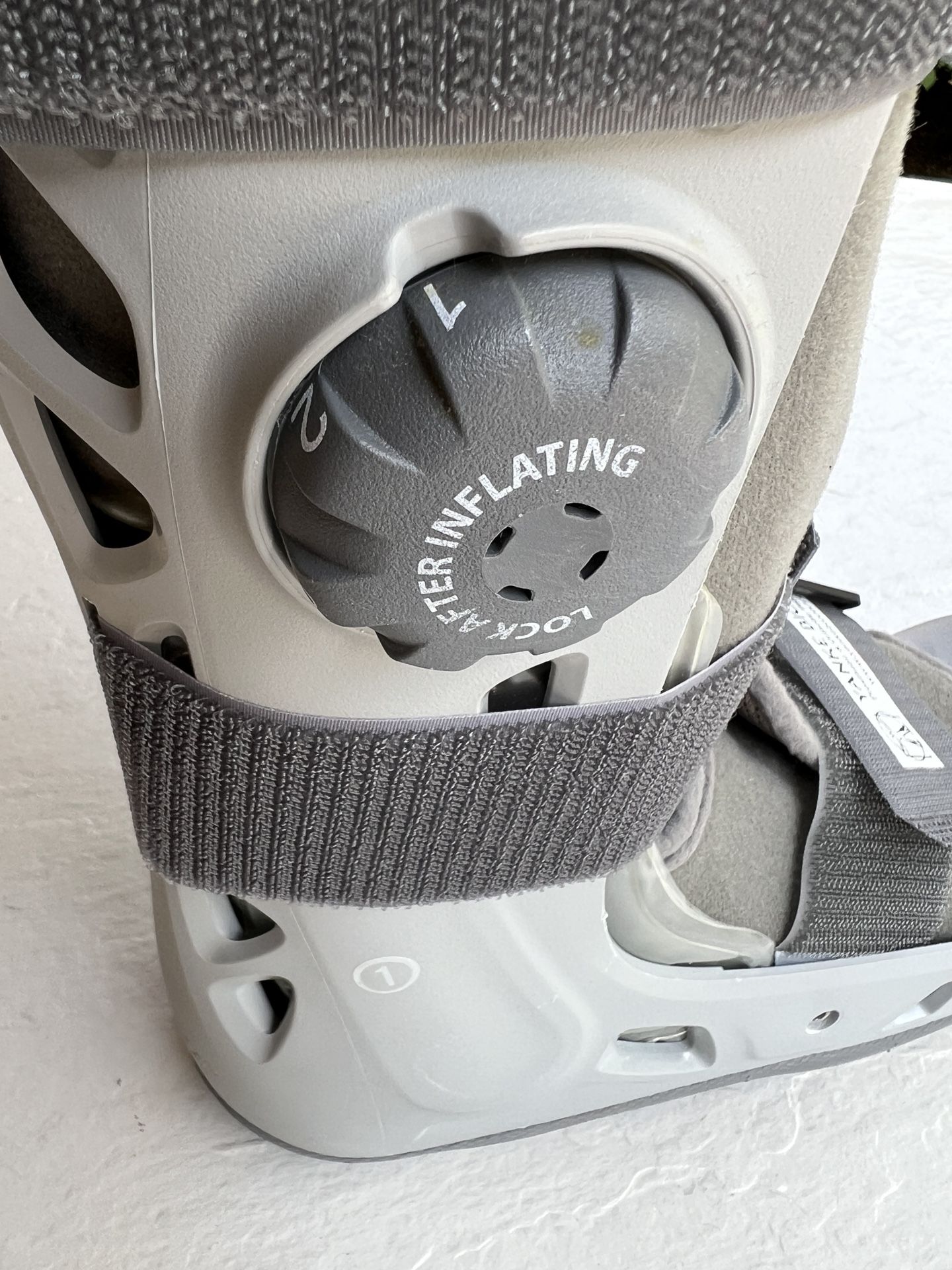 AirCast Walking Boot SMALL